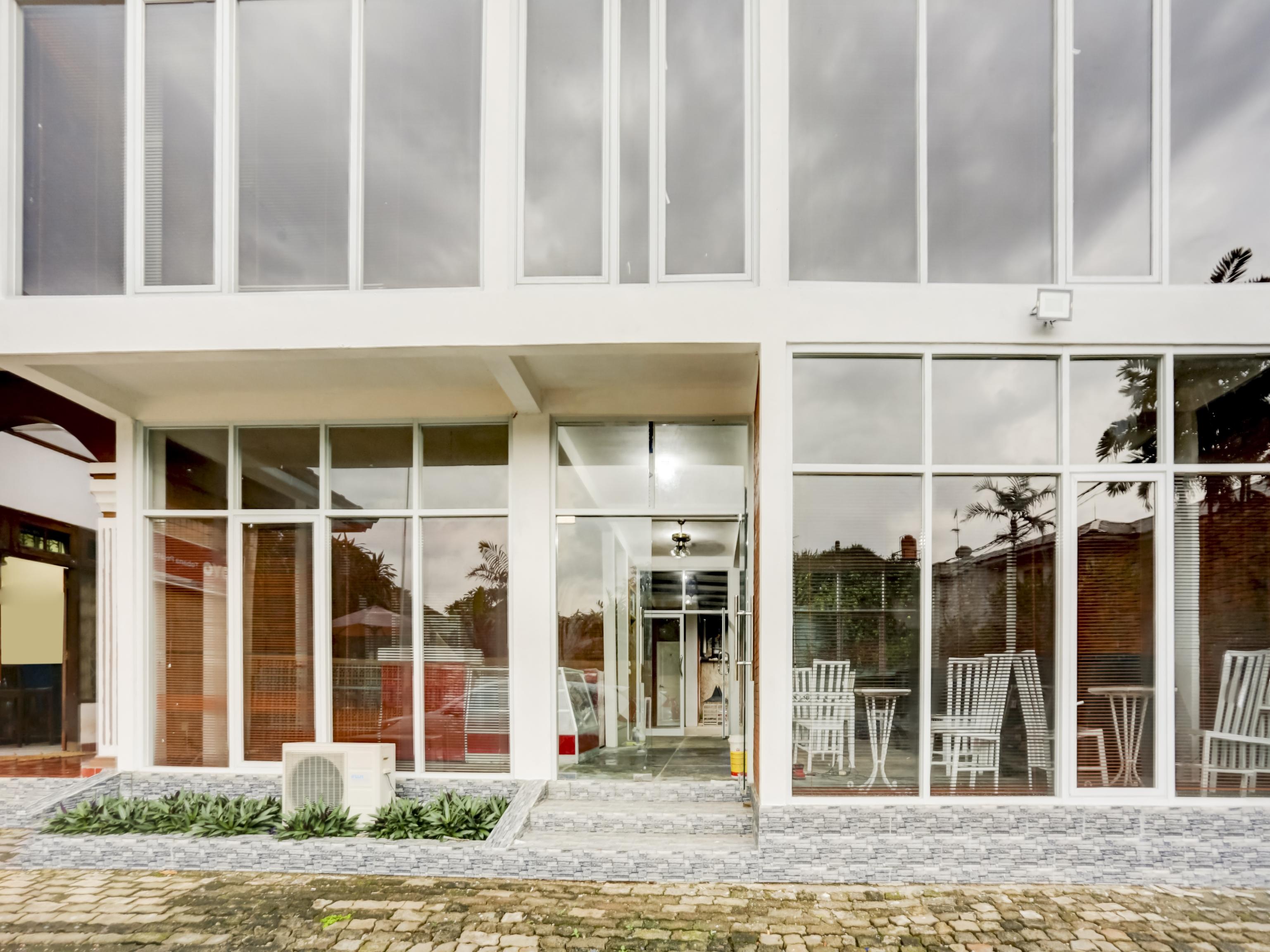 Oyo 90066 Tobana Pejaten House Jakarta Exteriér fotografie